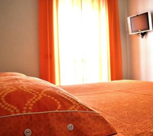 Roma Dreams Home