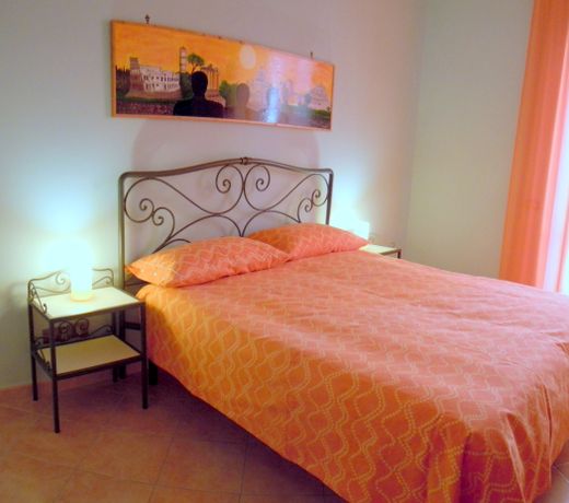 Roma Dreams Home