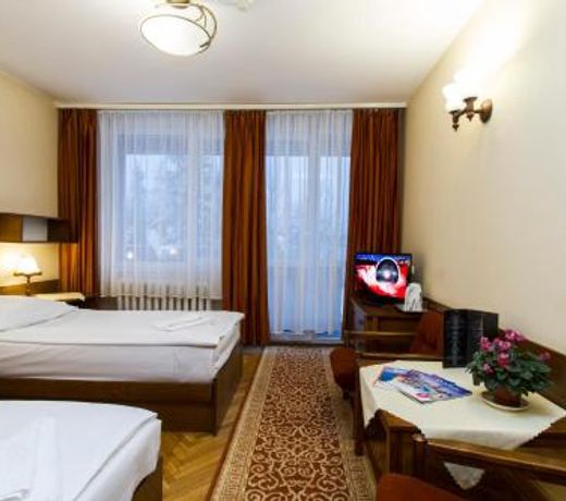 Hotel PRL RZEMIEŚLNIK