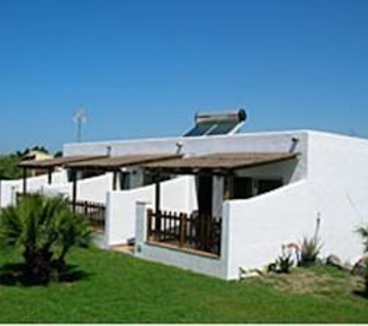 APARTAMENTOS CALA ISABEL