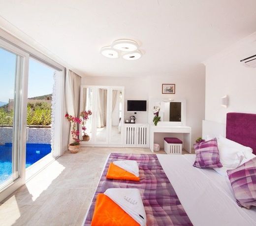 Asfiya Sea View Hotel