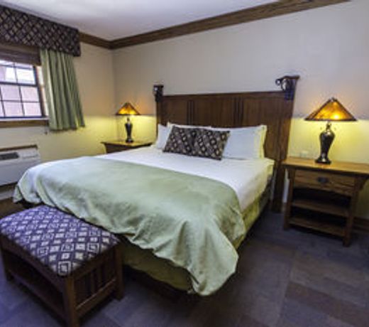 Zion Lodge