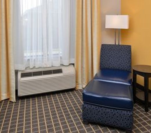 Holiday Inn Express Hotel & Suites Fort Walton Beach Hurlburt Area, an IHG Hotel