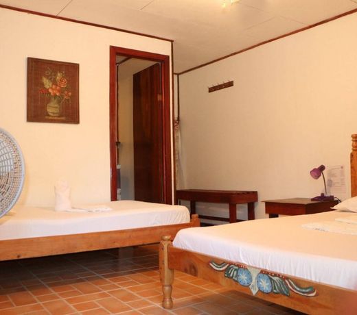 La Casona de Tortuguero