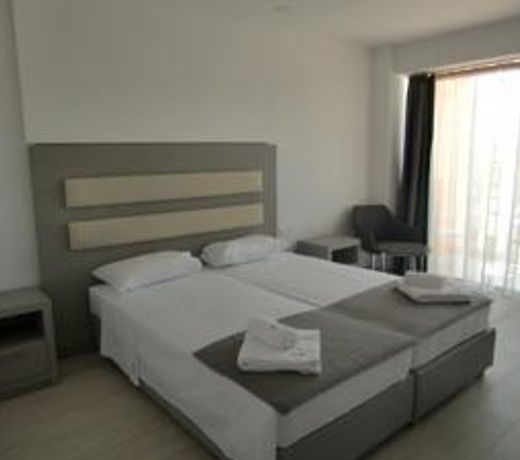 Captain Pier Hotel