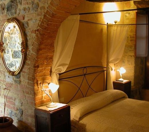 La Vecchia Corte