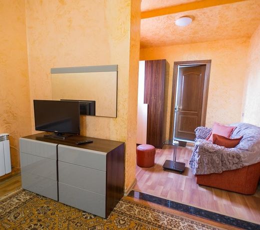 Paradise Hotel