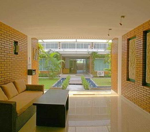 CENTER PARK SERVICE APARTMENT & HOTEL