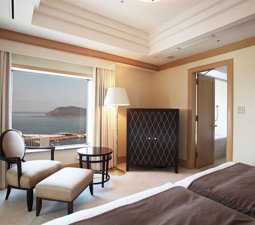 JR Hotel Clement Takamatsu