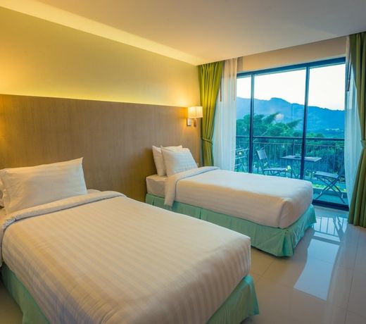 Hotel on Hilltop