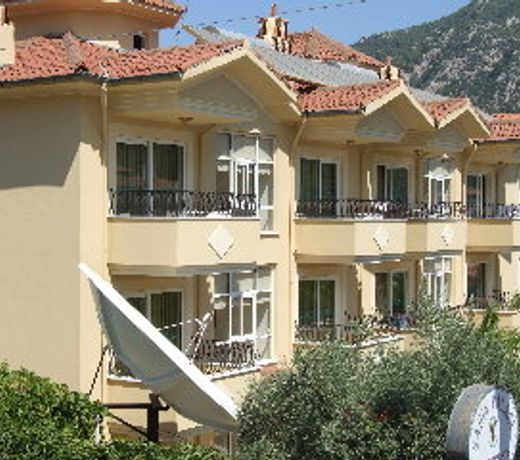 Sahin Palace
