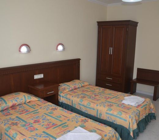 Rose Garden Apart Hotel
