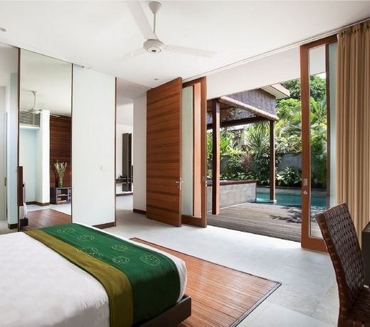 The Elysian Boutique Villa Hotel