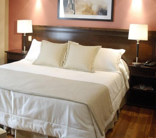 Premium Tower Suites Mendoza