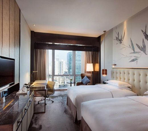 Hilton Shenzhen Futian, Metro Station at Hotel Front Door, Close to Futian Convention & Exhibition Center