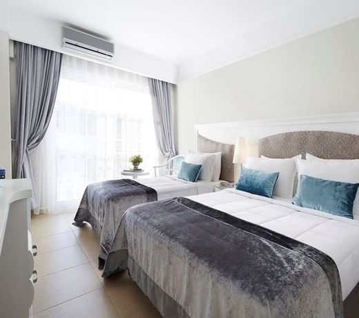 Grand Ideal Premium