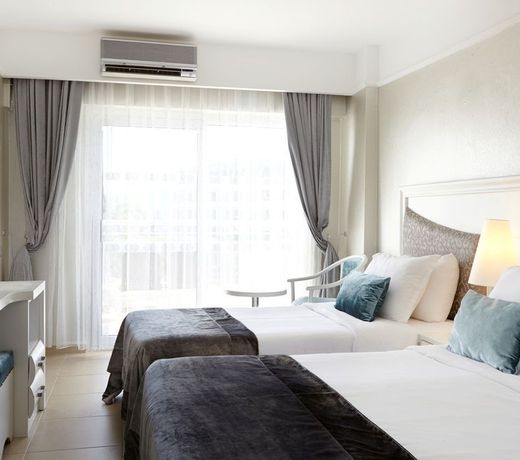 Grand Ideal Premium