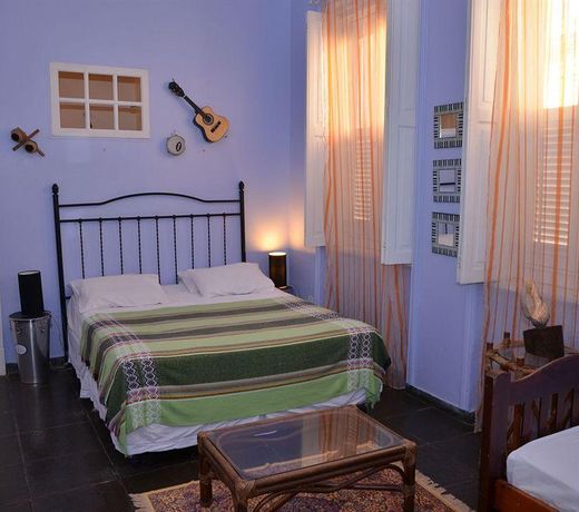 CASA MANGOMANGO