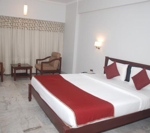 Hotel Bhimas Paradise