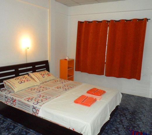 Happy Home Guesthouse