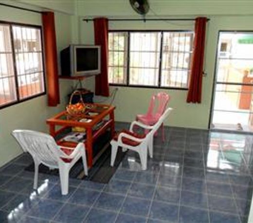 Happy Home Guesthouse