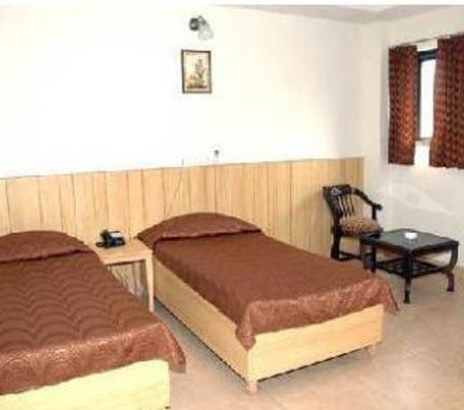 LOTUS INN