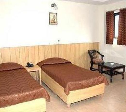 LOTUS INN