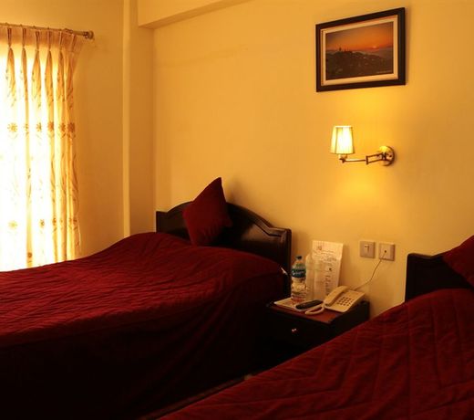 Hotel Peace Plaza