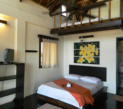 Bahari Beach Resort