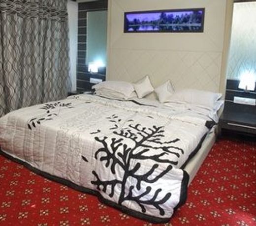 Hotel Aditi By WB Economy, Vadodara