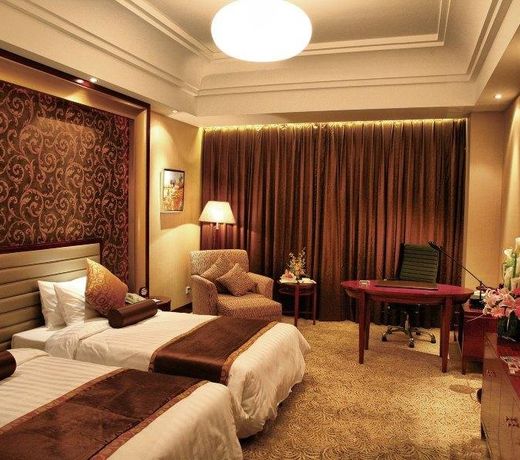 Central International Hotel