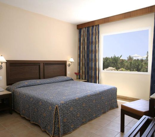 Aliathon Holiday Village