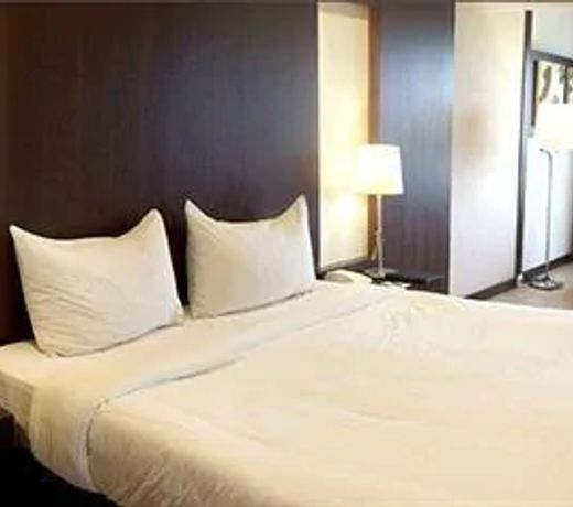 Hotel Aurora Towers