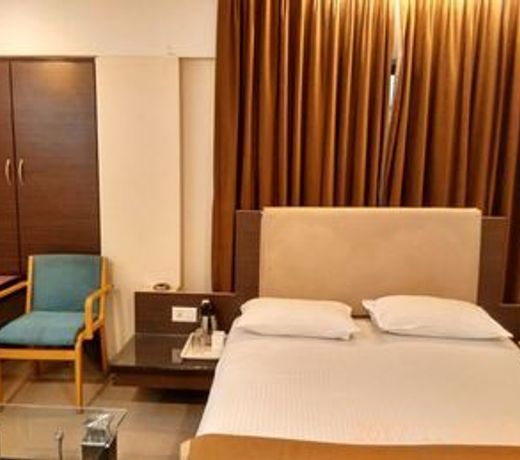 Hotel Basera