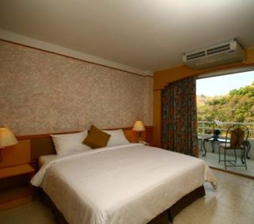 I RESORT CLIFF VIEW