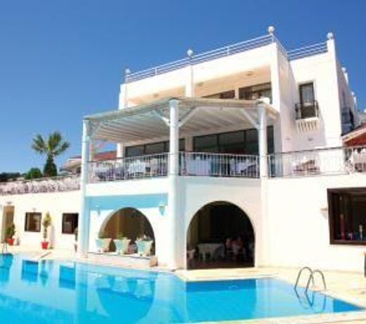 Bella Casa Hotel