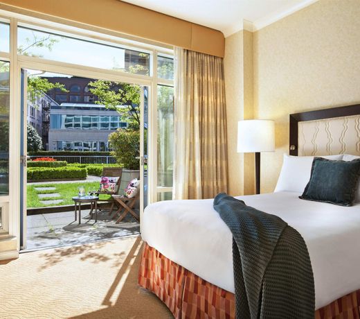Fairmont Waterfront