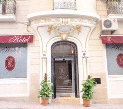 ST Hotel