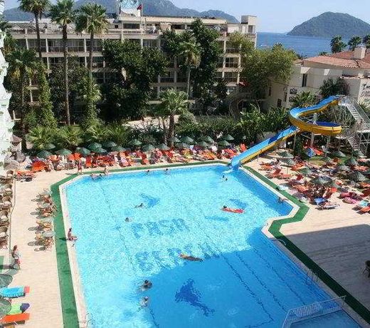 Pasa Beach Hotel