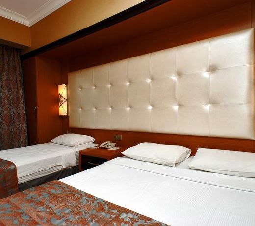 Pasa Beach Hotel