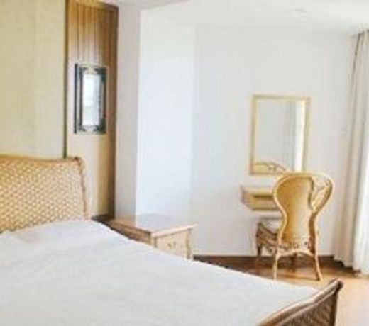Crystal Blue Bay Vacation Hotel