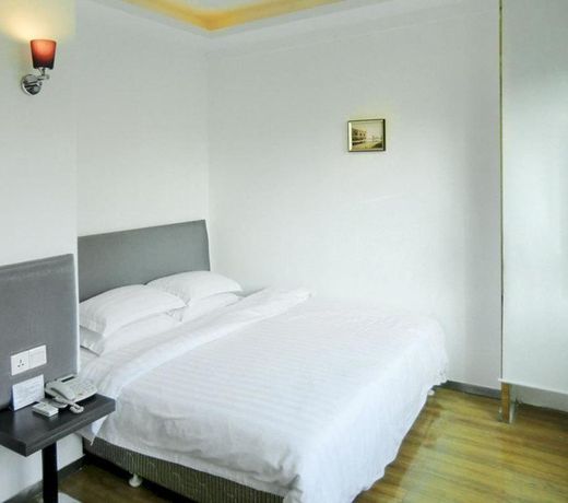 Zhuhai Creative Holiday Hotel