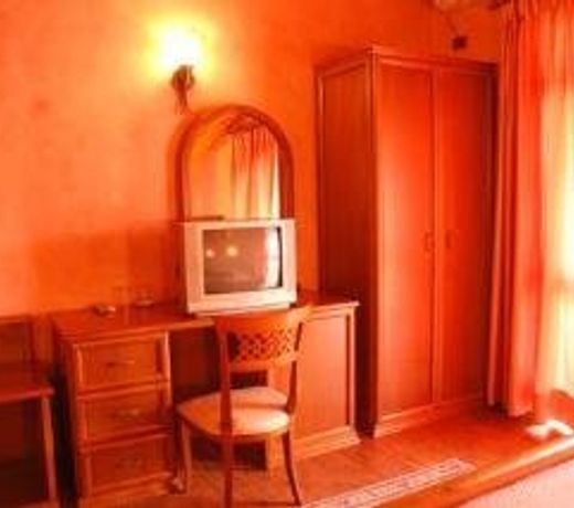 VH Broadway Tirana Hotel