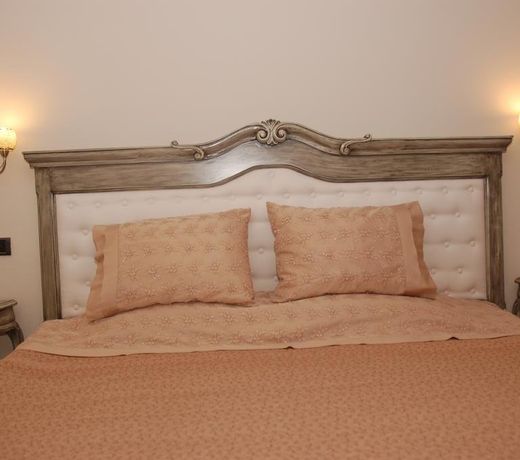 VH Broadway Tirana Hotel
