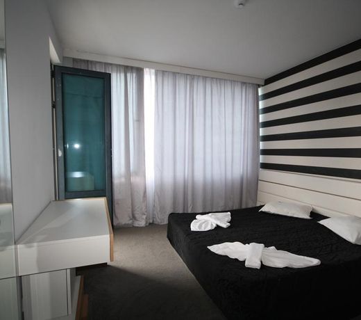 Riviera Blue Hotel
