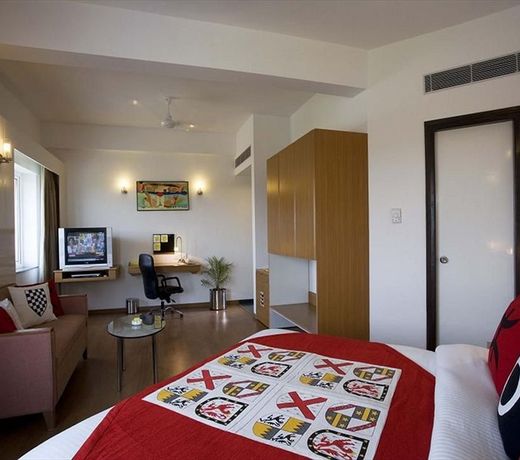 Lemon Tree Hotel Hinjewadi Pune