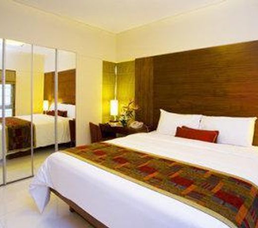 Oakwood Residence Naylor Road Pune