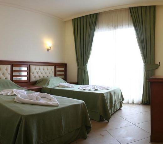 Club Karakas Apart Otel