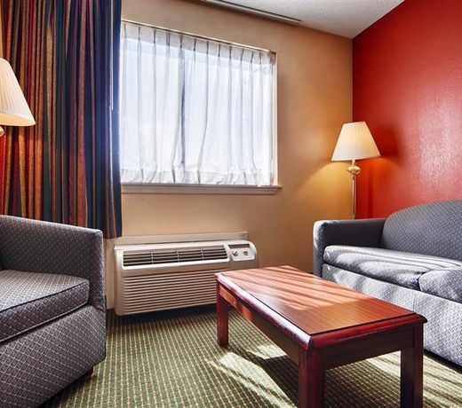 American Inn & Suites West Memphis