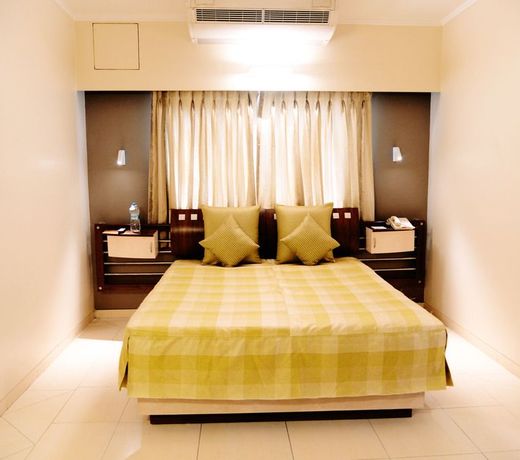 Seasons Apartment Hotel Aundh